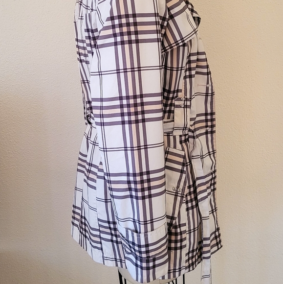 Rain coat - Picture 3 of 4